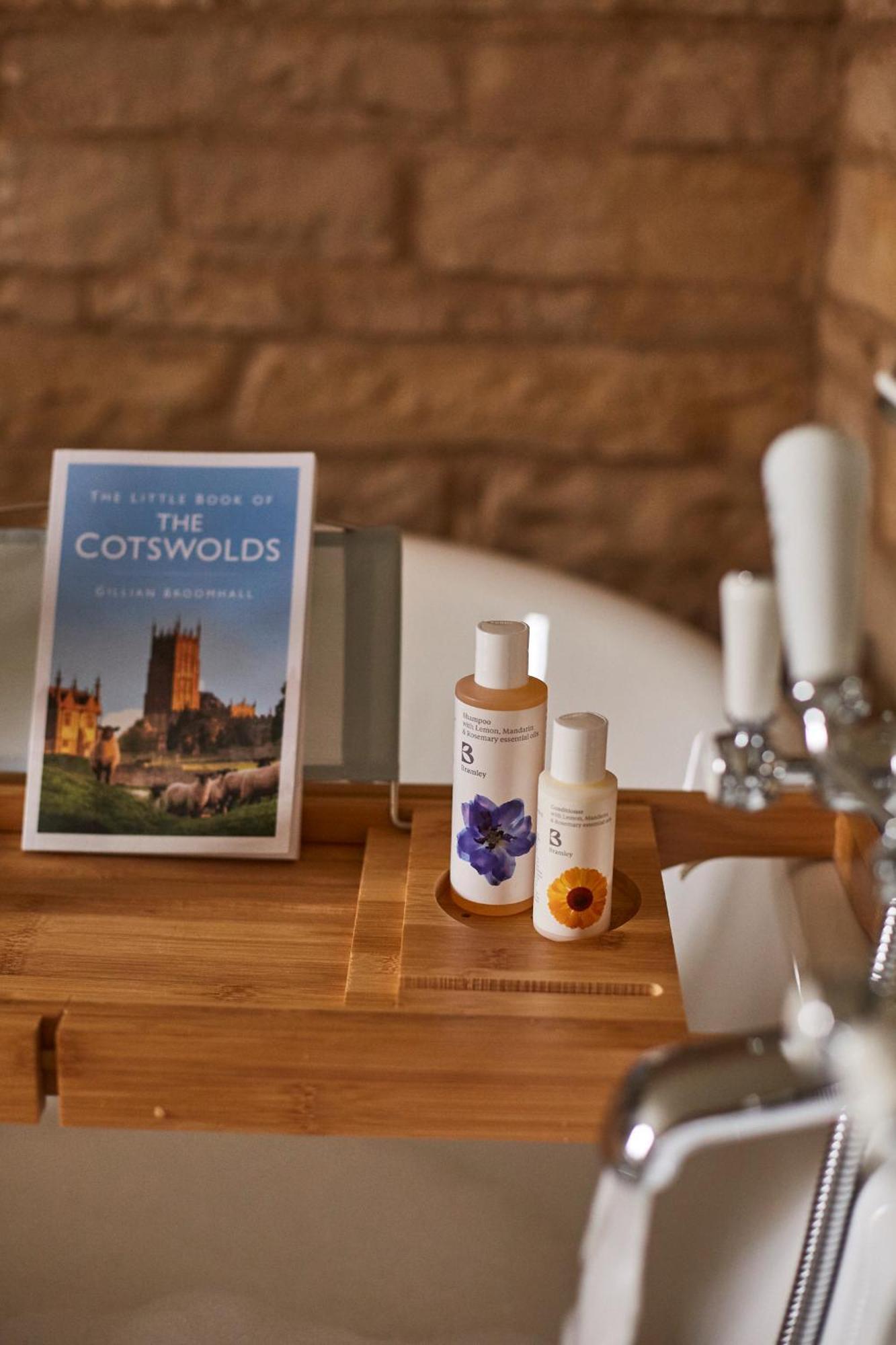 Wild Thyme & Honey - Cirencester-Cotswolds エクステリア 写真